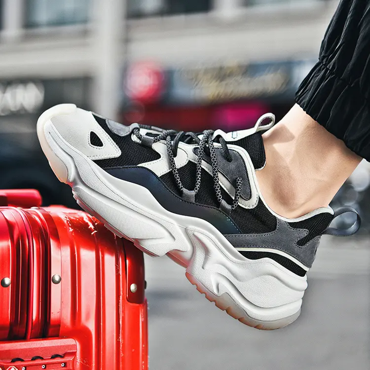 Made In China Latest Model Stylish Popular Styles Unisex Platform Sneaker Women Men Custom Running Shoes